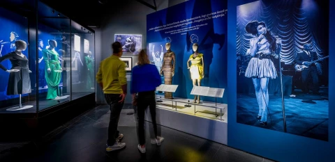 The Divas & Icons travelling exhibition from London opens in the House of Music Hungary