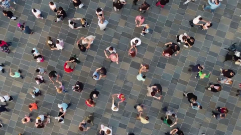 Munkavállalók és freelancerek