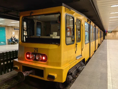 If you come by public transport